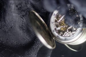 Hura-watch.net quest of the eternal realm